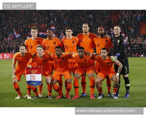 白俄罗斯足球明星的崛起与挑战：从草根到国际舞台的奋斗历程