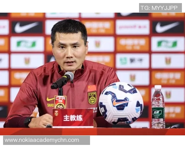 墨西哥足球明星的辉煌历程与对国家队的贡献分析